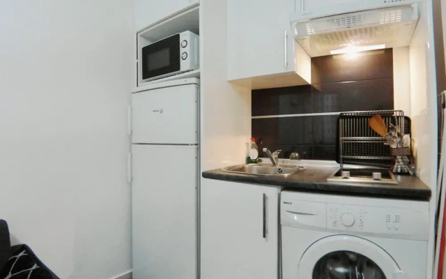 Apartamento interior cercano a Cuatro Caminos