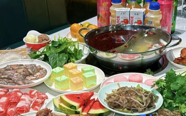 Yatu Hotel (Daminghu Station Huangtai Huanqiu Jiaju Expo Center Branch) – Meal – Jinan