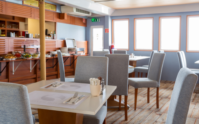 Grand Jules Boat Hotel Budapest