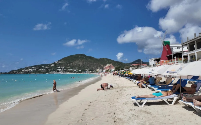 Charming 1-bed Studio in Simpson Bay - Beacon Hill