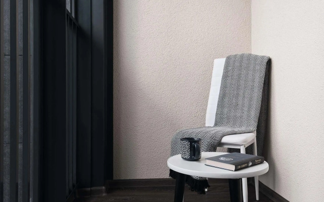 Два города на улице Тосина 6