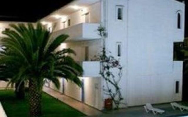 Golden Sun Apts