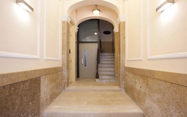 Click&Flat Seneca Suites