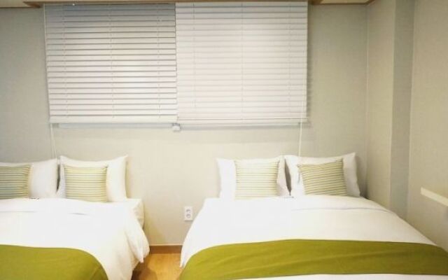 Studio Tong Seoul Dongdaemun