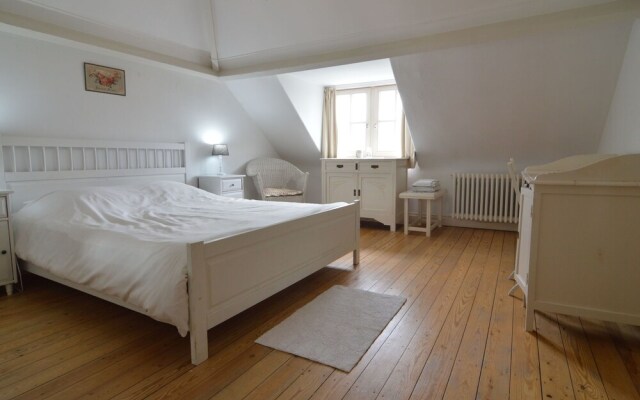 Ravishing Holiday Home in Ronse With Sauna