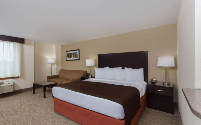 AmericInn by Wyndham Janesville