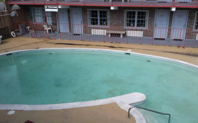 Capt. John Smith Inn