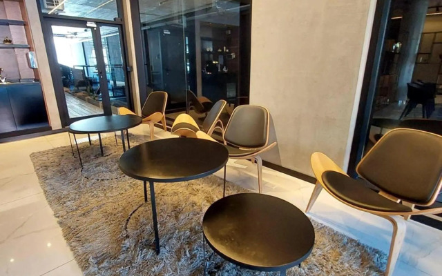 DZAIN PATRICIOS 2 cerca de todo,Piscina, Parrilla, Cochera Solarium