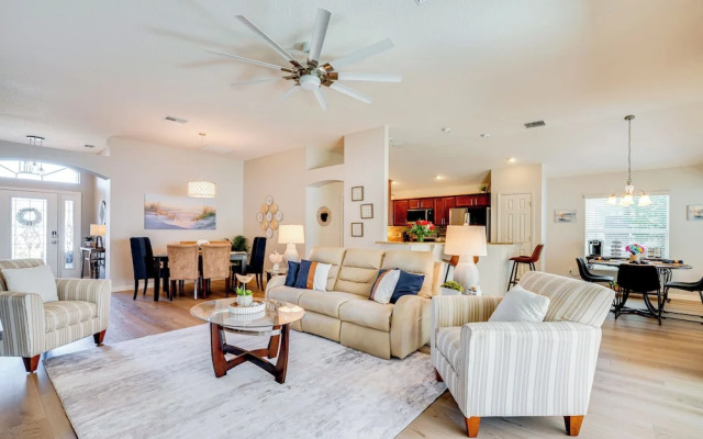 Private Lanai & Pool Access: Home in the Villages!