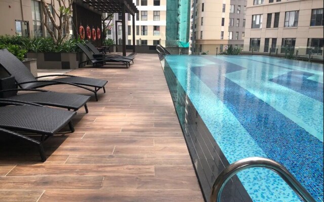 Decox The Art of Beauty - Saigon Royal