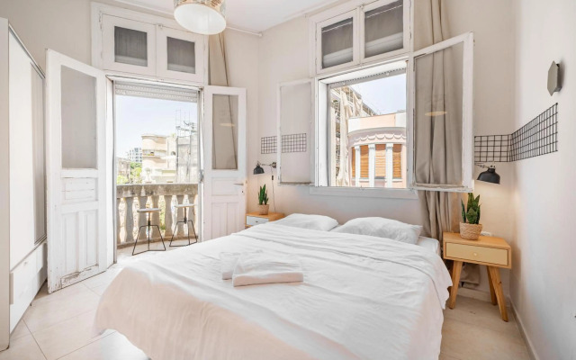 OurPlace Nachlat Binyamin Residence