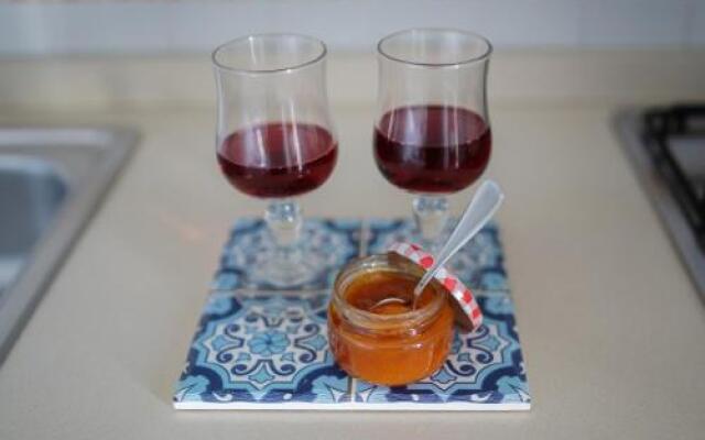 Aquamarine Apartment