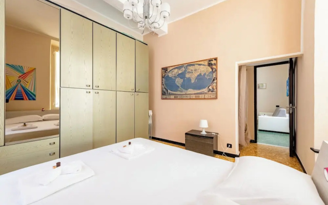 Bright flat near Porto Antico