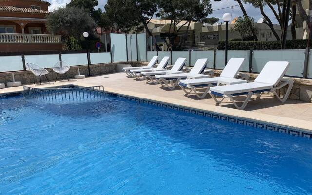 Baulo Mar Suites