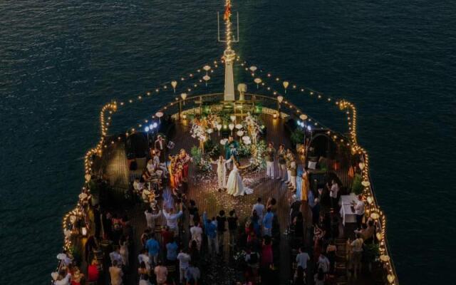 Indochine Premium Halong Bay