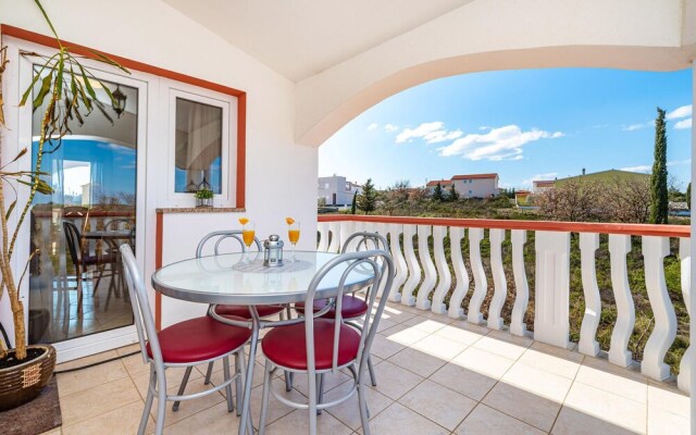 Stunning Home in Debeljak With Wifi and 3 Bedrooms