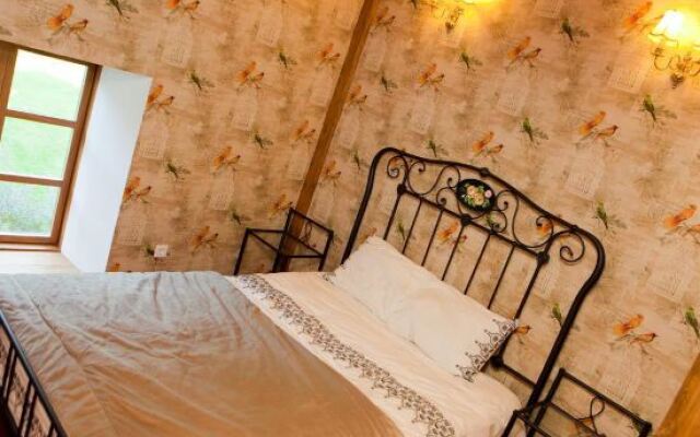 Linnumaja Guesthouse