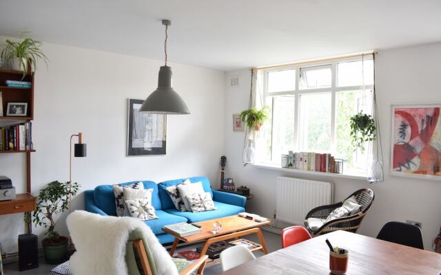 Stunning 1 Bedroom Apartment in East London