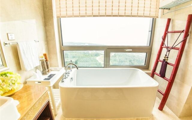 Yucheng Seaview International Hotel