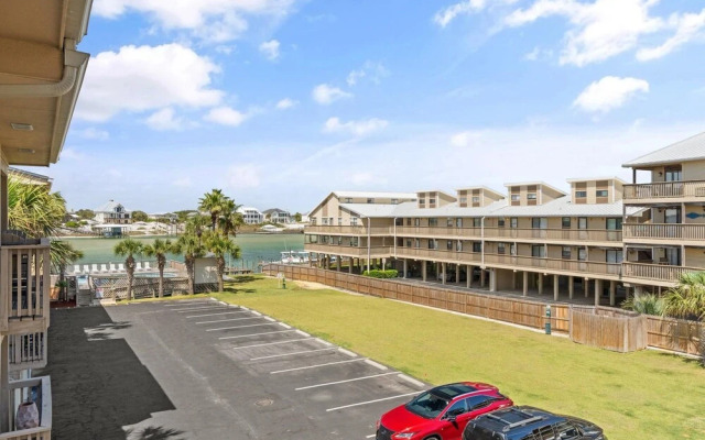 Lei Lani Condominium 208