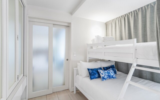Belle Escapes - Suite 3206 Drift Resort
