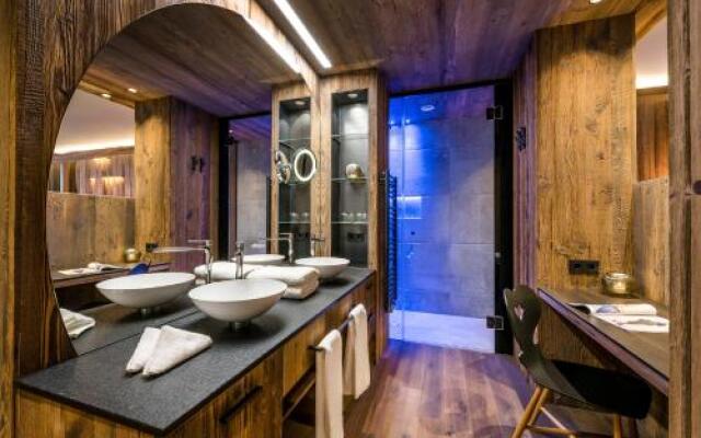 Hüttenhof - Wellnesshotel & Luxus-Bergchalets - Adults only