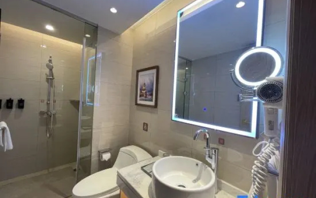 Vienna Hotel (Suzhou Lingbin Zhongling Avenue Branch) – Bathroom – Suzhou