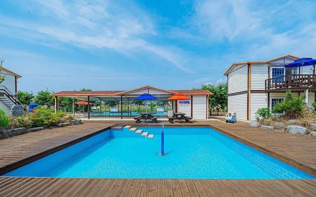 Wando Sol Beach Pension