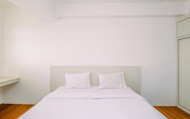 Comfort And Enjoy Living Studio Room At Gunung Putri Square Apartment