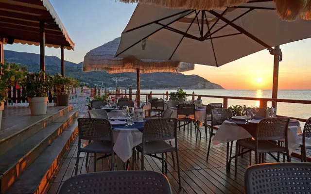 Holiday Apartment "orchidea" With Swimming Pool and Private Beach