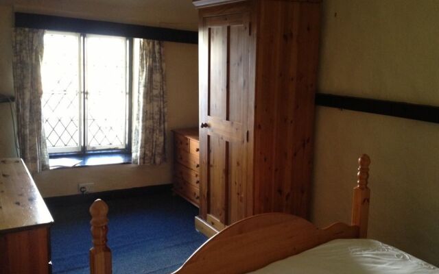 Kings Arms Inn