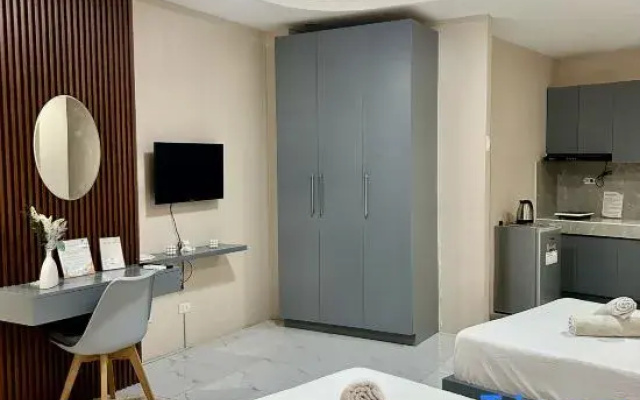Hiraya Doors at Happy Stay