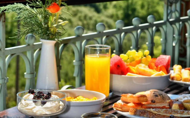 Melinas Boutique Hotel