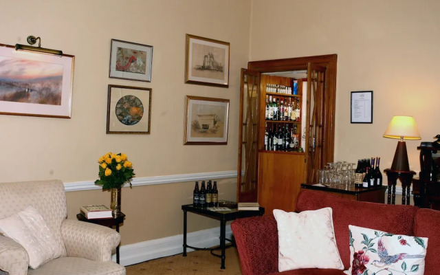 Orchard Club - Newton House