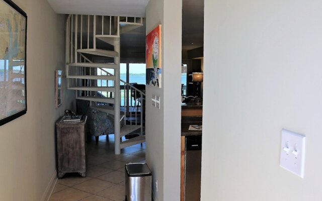 San Deluna by Surfside VR