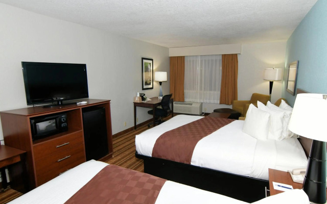 Rock Island Inn & Suites Marshalltown