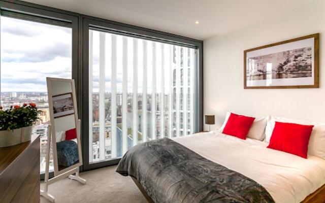 Premium One bedroom apartment City Road Basin