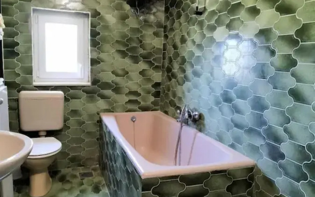 Petar - 30m From the sea - A1