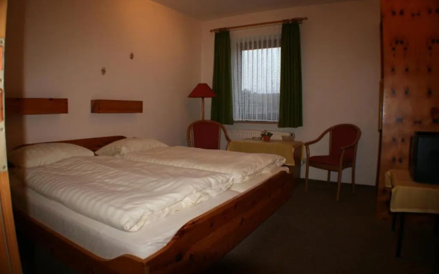 Ferienwohnungen im Hotel garni zur Post