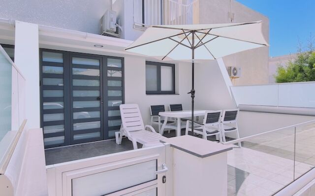 Nissi Twins Apartments by STAY BnB