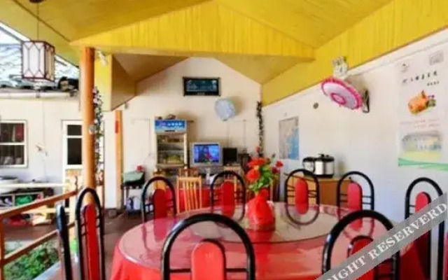 Yunshuiyao FuBao Hotel