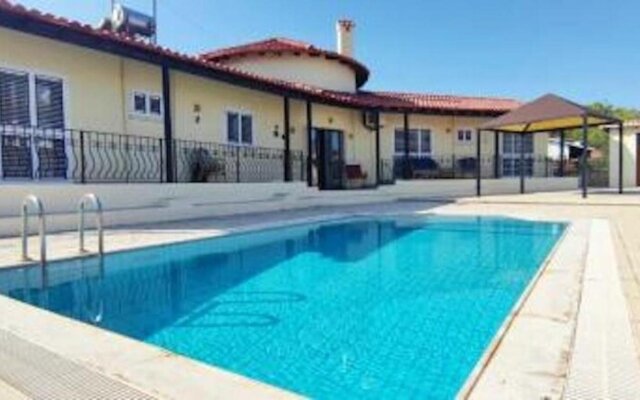 Remarkable 3-bed Villa in Catalkoy