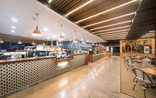 Airlie Beach Hotel
