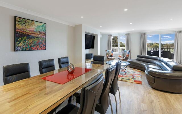 Crowne Plaza Hawkesbury Valley