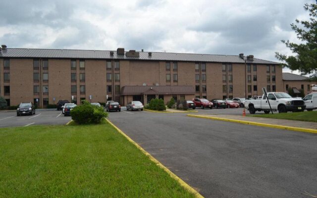 Town Inn & Suites South Plainfield-Piscataway