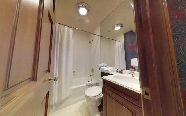 Vail Village Plaza Lodge 3 Bedroom Condo