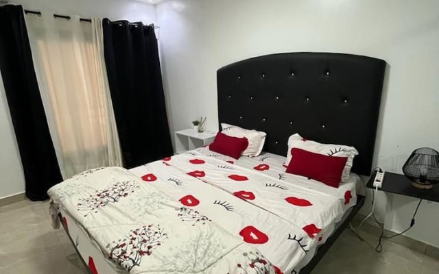 Room in Apartment - Grande Chambre Avec Toilette Integrees