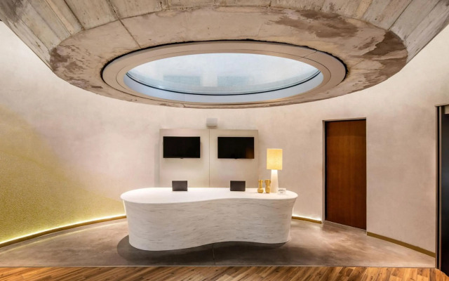 Renaissance Bordeaux Hotel