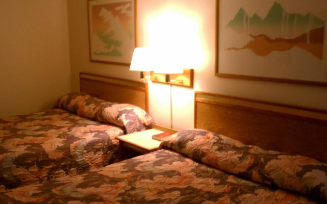 Colorado River Value Inn