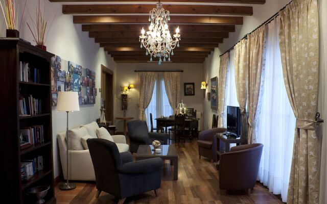 Hotel Les Rotes